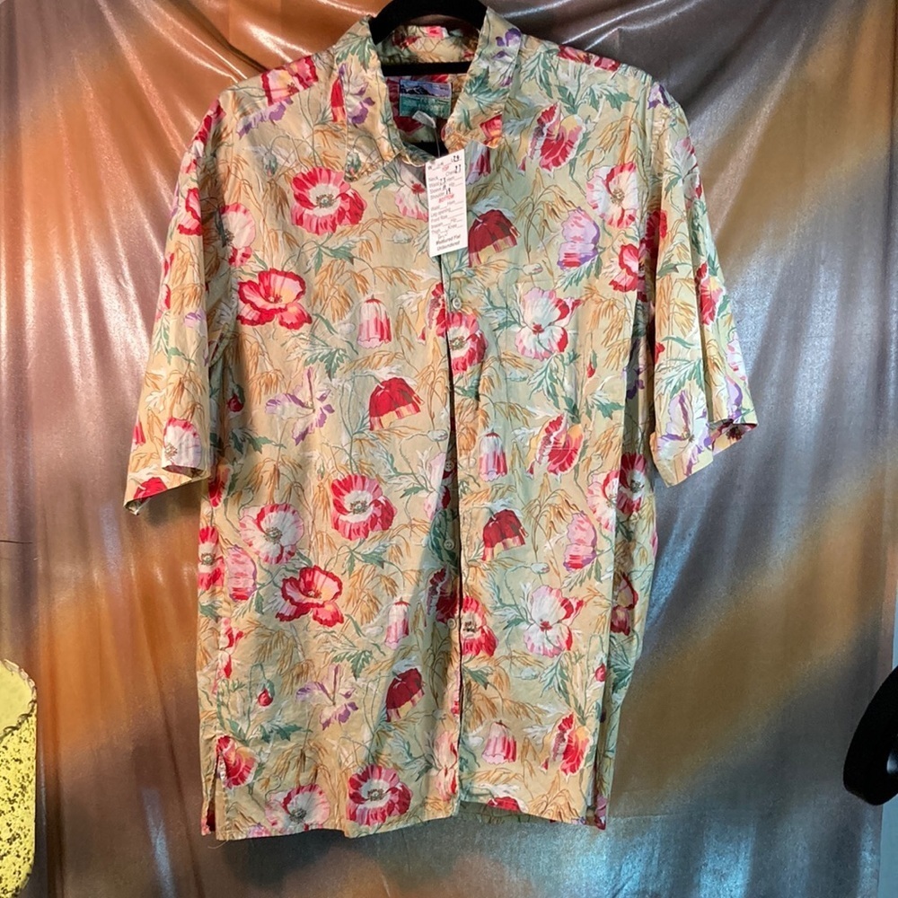 Vintage 90’s Reyn Spooner poppies size L  46”‎ waist 46” chest 204